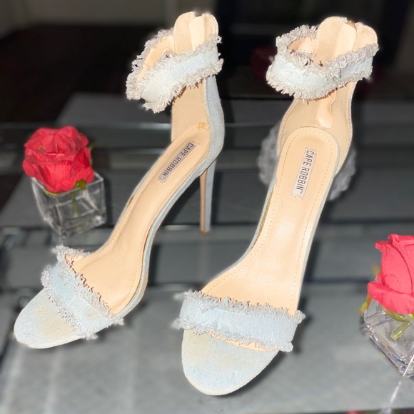 Jean High Heels - Picture 4 of 7